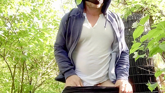 Hans Berlins Huge Uncut Dick Thrusts Powerfully Outdoors – GayPornX