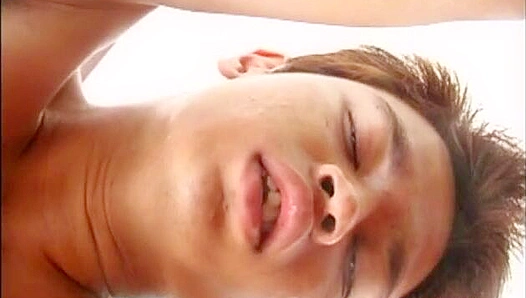 Slick Twink Enjoys Post-Blowjob Outdoor Thrill Ride – NipponHeat 18+