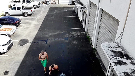 Beating Him at Fitness Sparks a Thirst for Victory: Sucking Rivals Thick, Veiny Cock –