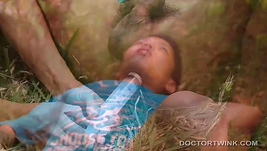 Intense Doc-Vahns Hung Arjo Face-Fucked in Sweaty Clinic Orgy - 18+