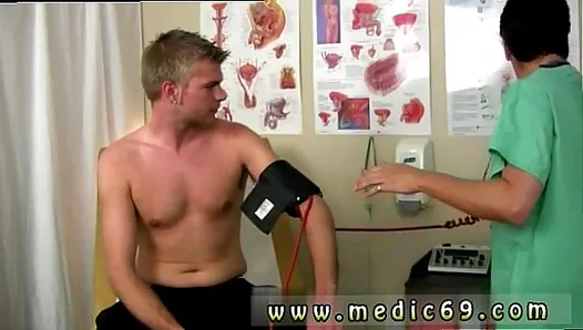 Steamy Exam Room Seduction: Mas Tepsons Thirst for Asian Teens Musky, Sweat-Soaked Body -