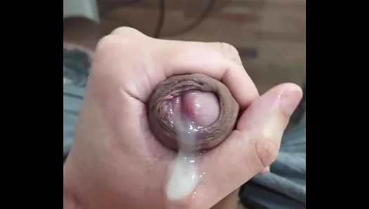 Sensual Brazilian Solo Session: Gorging on Lustful Self-Love – Amateur XXX Delight 18+