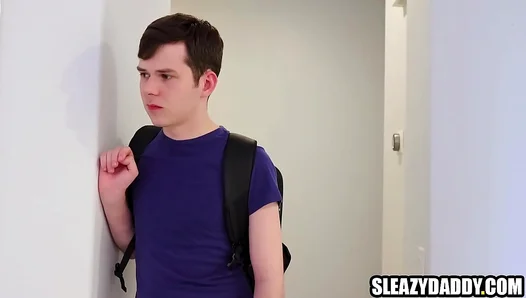 Stepdads Surprise: Stepping Up to Fuck His Hot StepSon While Moms Away