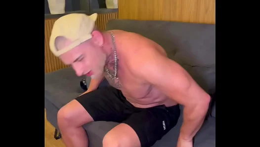 Caught Off Guard: Studs Huge Muscular Cock Emerges During Solo Session – 18+