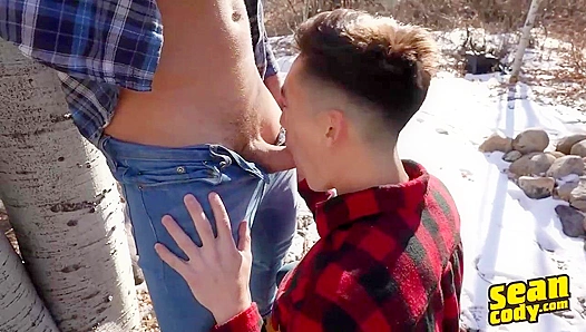 Brawny Woods Rendezvous: Sean Codys Beefcake Buddies Engage in Raw Forest Friction – 18+