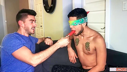 Alex Raphael Gets Rock Hard During Epic Gaming Sessions – StayHomeBro 18+