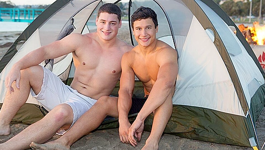 Clark Campbell Unleashes Raw Fury as He Ravages Perrys Tight Hole - Sean Cody