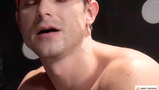 Steamy Anal Session: Devin Franco Johnny Ford Lose Control in Raunchy Backdoor Brawl –