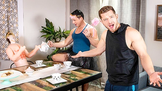 Intense Threesome: Johnny, Reese Donovan Pound Their Muscular Bodies Together – 18+
