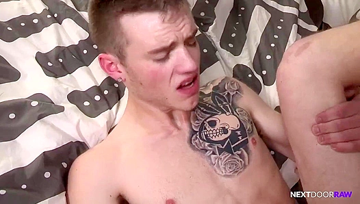 Neighborhood Steam: Scott Finn Danny Gunns Sizzling Rear Encounter – GayPornNextDoor 18+