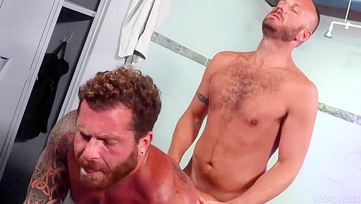 Rough Raw Anal Threeway: Riley Mitchells Unbridled Passion with Chase - HotDudesOver30 18+