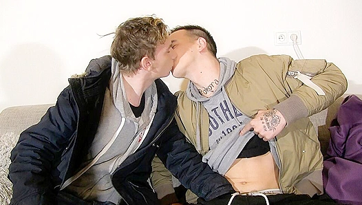 Czech Cuties Humiliated Messy Cum Facial – Steamy Gay XXX Scene