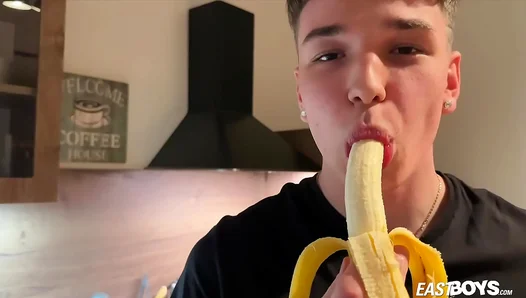 Latin Lovers Throated Ride: Justin Skyle Gobbles Up Thick Cock in Steamy POV Suck Session