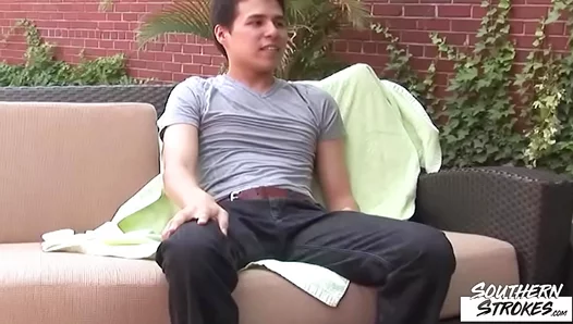 Leons Scorching Solo: Unleashing His Throbbing 10-Incher for a Sizzling Latino Workout