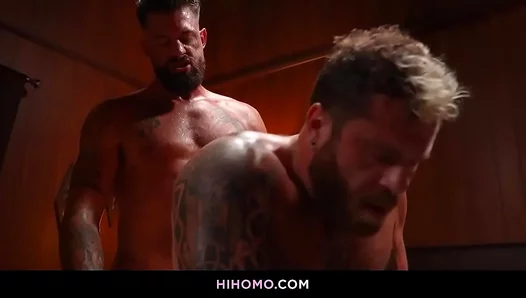 Deepthroating Alphas Hot Load: Riley Mitchell Swallows Every Drop Condom-Free –