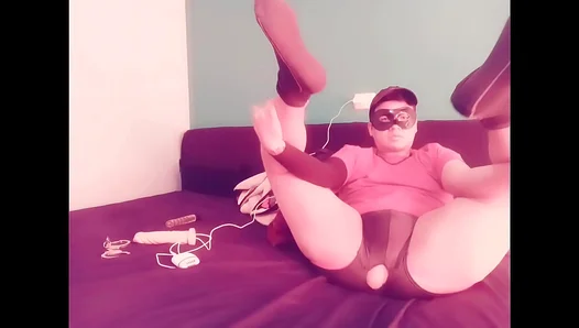 Sensual Twink Dance Moves Exposed in Steamy Twerk Workout – Part 1, 18+