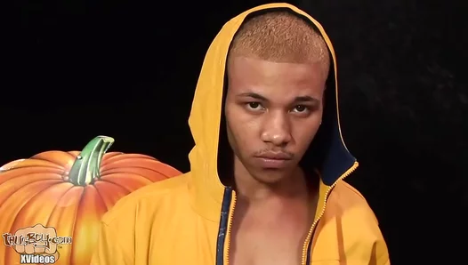 Curtis Creeds Hot Sweat: ThugBoi Solo Dream Fueled by Musky Masturbation – 18+