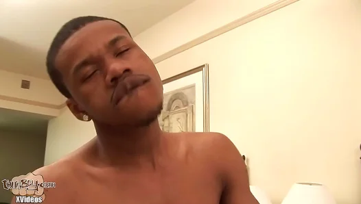 Raw Thug Thrills: Breions Huge Cock Dominates Wild Fuck Session – 18+