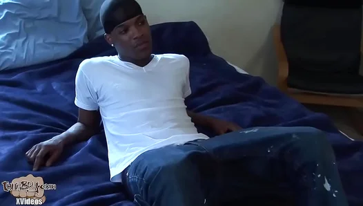 Apollos Intense Solo Ride: Thigh-Clenching Muscle Climax - ThugBoy 18+