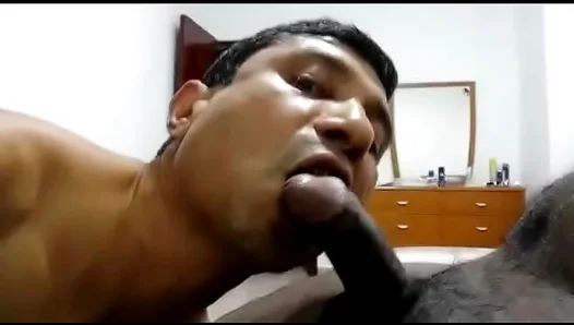 Steamy South Indian Amateur Devours Thick Kerala Cock in Lewd Oral - XXX
