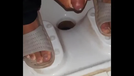 Steamy Amateur Blowjobs Build to Explosive Finishes All Over