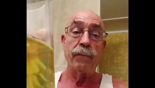 Savoring Every Drop: Mature Mens Steamy, Uninhibited Piss Play - HotAmateurs 18+