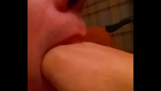 Raw, Uninhibited Amateur Solo: Fist Pumping His Hung Meat Deep