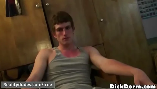 College Cuties Discover Unbridled Pleasure in Sucking Thick Dicks of Hunky Classmates –