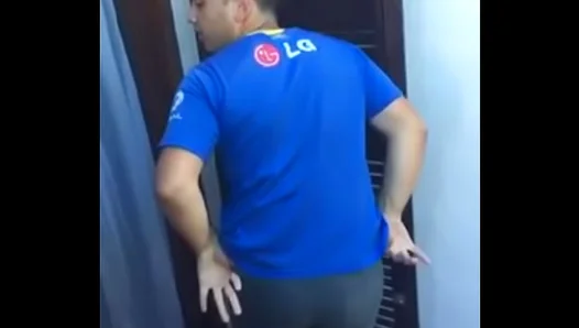 Thirsty for Thigh-Clenching Intensity: A Hungry White Stud Swallows Massive Black Cock in