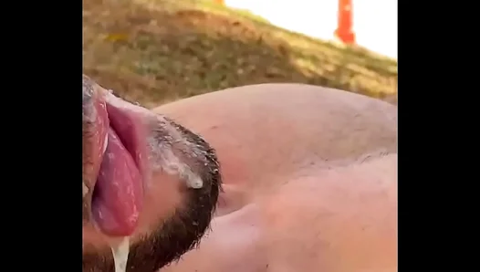 Brazilian Cutie Rafael Mietos Street Blow Job - Sizzling Raw Gay Hookup 18+