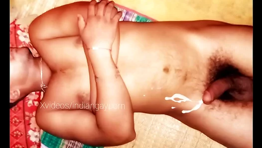 Steamy Indian Encounter: Young Twinks Get Down and Dirty in Passionate Gay Threeway – 18+