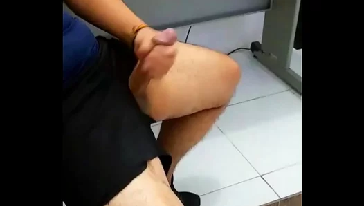 Steamy Muleks Hungry Oral Adventure with a Muscular Stud – Hot Gay Hookup