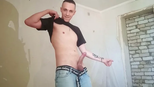 Romans Hospital Jerk: Spooky Bi Twink Masturbates to Naughty Fantasies