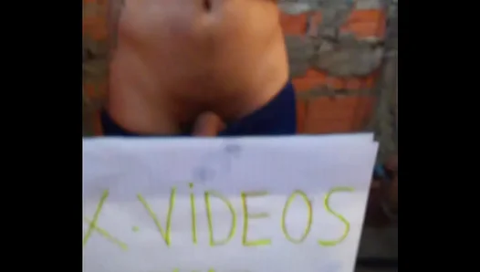 LIVE Uncut Beefcakes Expose Their Massive Loads Online – 18+ Only