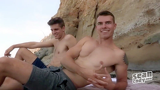 SeanCody: Jess Grahams Hot Anal Threesome Ends with a Deep Fuck – Sean Cody 18+
