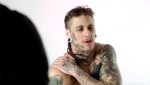 Inked Muscle God Rides Rough on Bald Cameramans Hung Dick – GayPornXL 18+