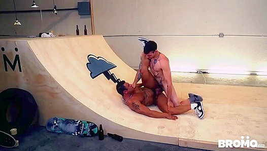 Beefy Latin Daddy Devours Fit Anglo Stepsons Tight Hole in Threesome Anal Brawl