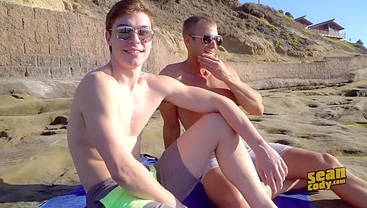 Bareback Desire Ignites: Blaze Gino and SeanCodys Raw, Intense Passion