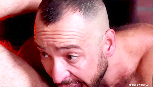 Rough Bear Rampage: Julian Jack Unleash Wild Bareback Fury in Epic Gay Gang Bang