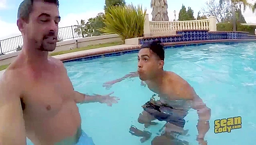 Asher Rides Big: Hung Latino Devours Mature White Meat – SeanCody