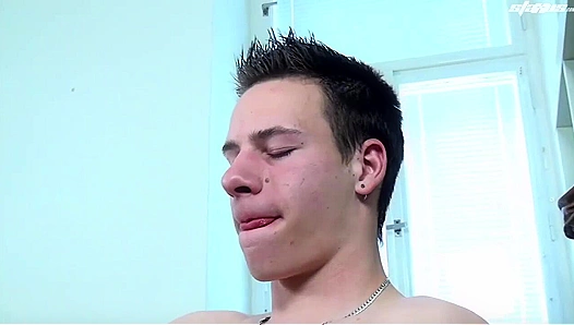 Intense Raw Threeway: Dick Casey Rudy Valentinos Pounding, Unprotected Gay Action – GayXXX