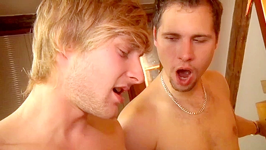 Robin Swooners Raunchy Birthday Bash: Unbridled Fiesta of Raw Gay Sex – GayXXX
