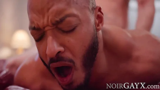 Steamy Gay Rendezvous: Dillon Diaz Nick Rushs Thrilling Race Against Time – TinyGays 18+