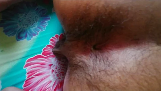 Unbridled Desire: Young Vietnamese Virgin Surrenders to Raw, Untamed Lust – 2K Views