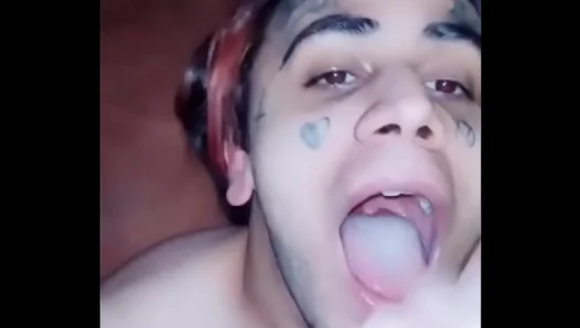 Hung Teen Sensation Gets Face-Fucked by Insatiable Shemale Daddy – Danny Ransoms 18+ Raw