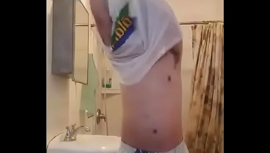 Raw Untamed Twink Live on Cam: Young Boys Feverish Self-Play Show – Watch Now 18+