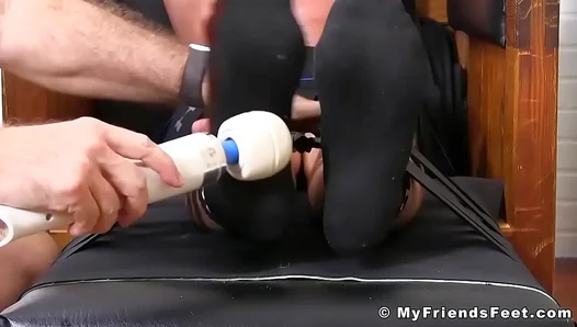 Joeys Plea Intensified: Bulging Muscles Quivered from Devouring Feet – MyFriendsFeet
