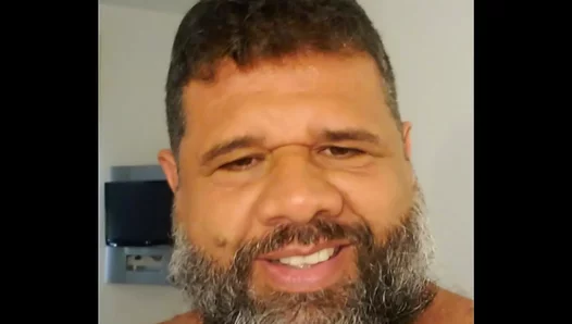 Steamy Shower Surprise Leads to Impromptu Gay Oral Delight – Ibis Budget POV