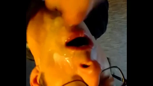 Steamy Friends Blowbang Brings an Explosive Facial Frenzy