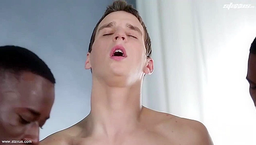 Alejandro Joins the Steamy 4-Way Thrust Fest as Hung Dicks Pound His Holes - GayXXX
